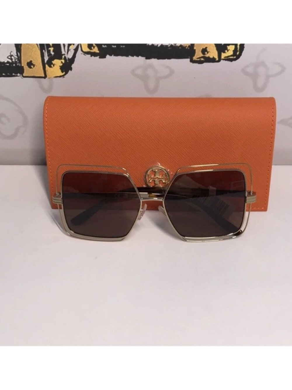✨ New Authentic Tory Burch TY6086 55-X Brown & Gold Sunglasses ✨ - Picture 7 of 8